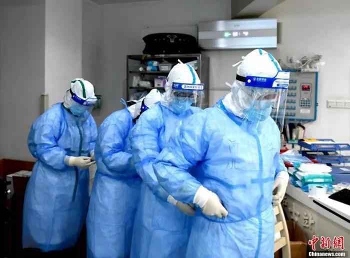  天使，节日快乐！